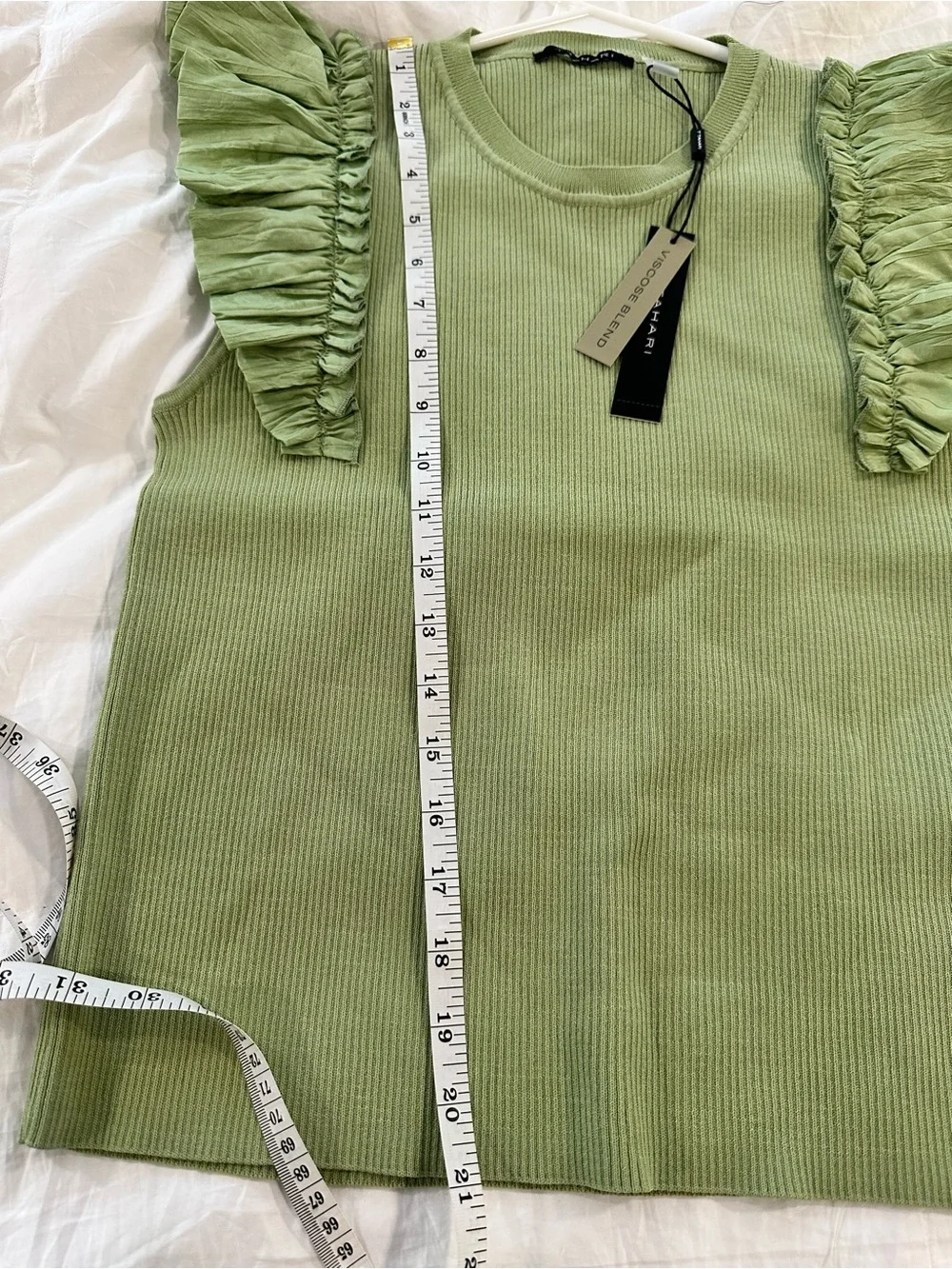 T Tahari sleeveless ribbed